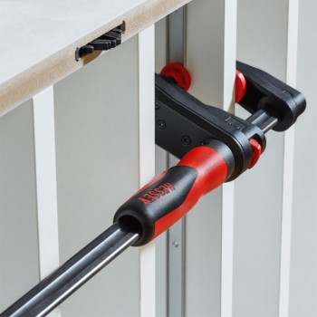 Bessey GK 30 bei der Montage