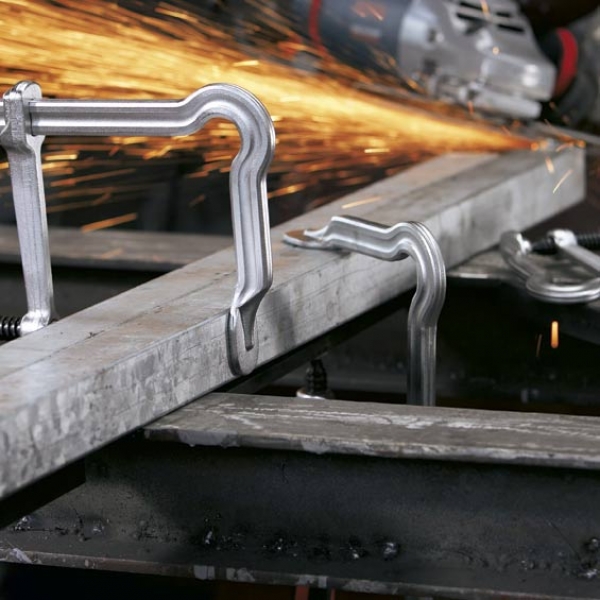 GM30ZK OMEGA-Bogen Zwinge beim Spannen